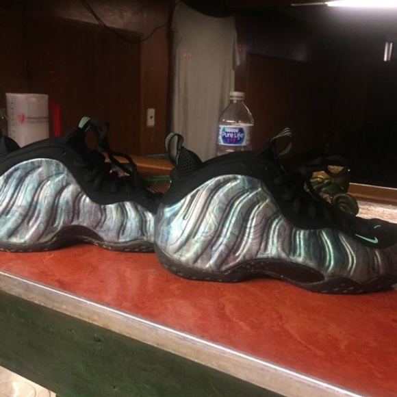 New Aurora Green Foamposite main image 4